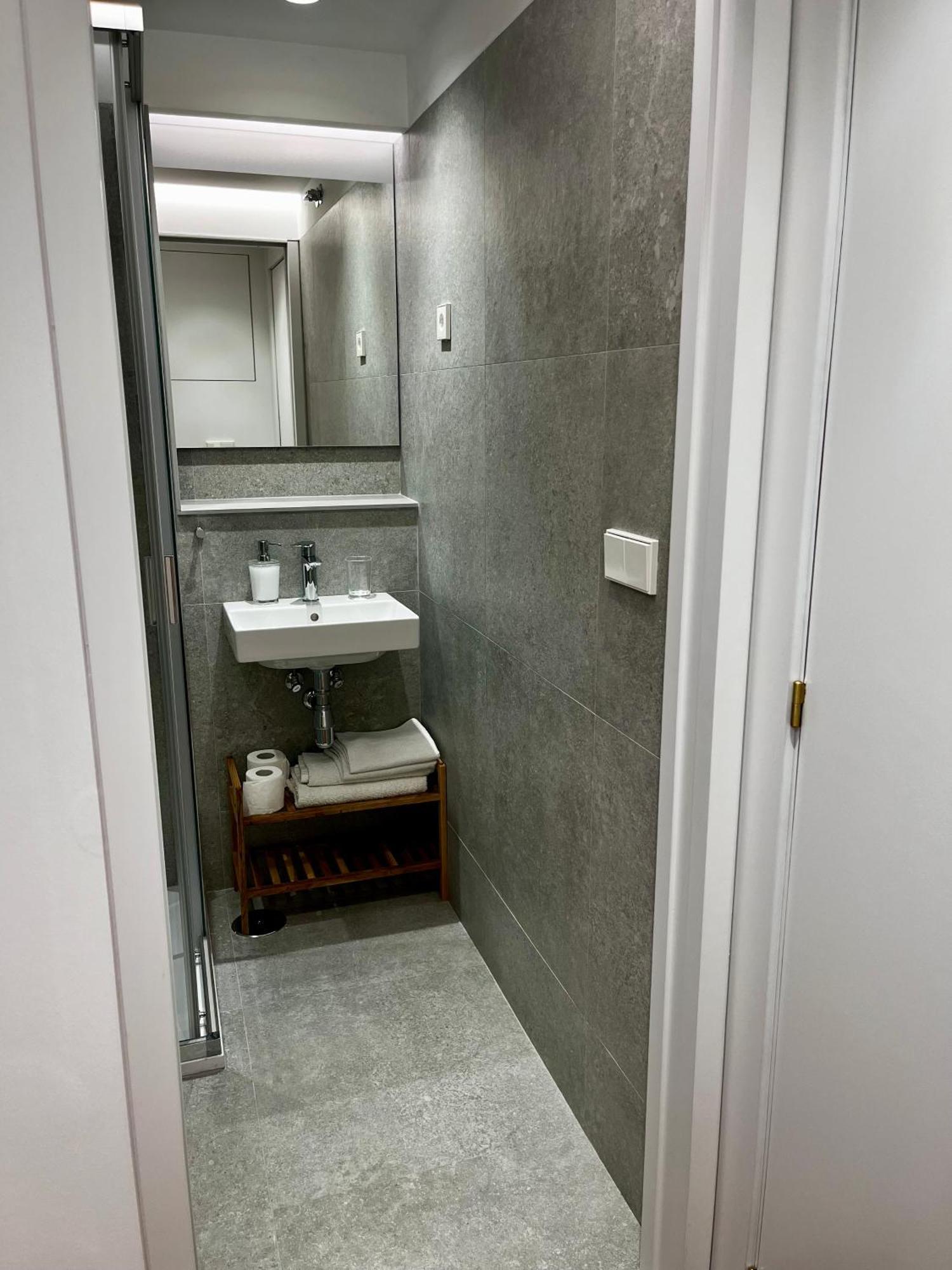 Hostal Charo II Santiago de Compostela Ngoại thất bức ảnh